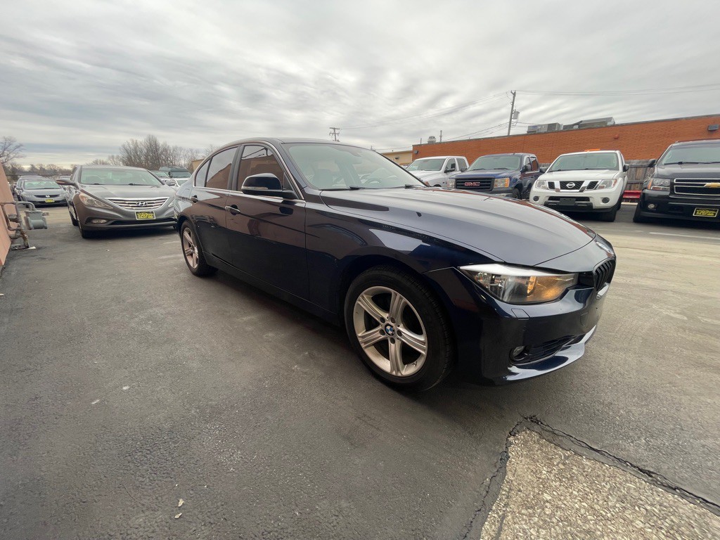 2015 BMW 3 Series Image 28