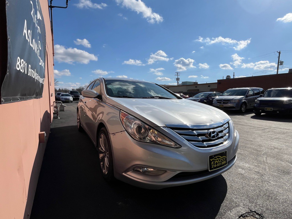 2012 Hyundai Sonata Image 15