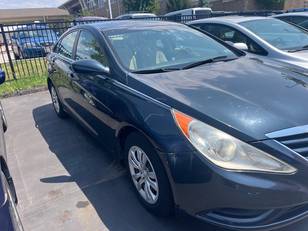 2011 Hyundai Sonata Image 4