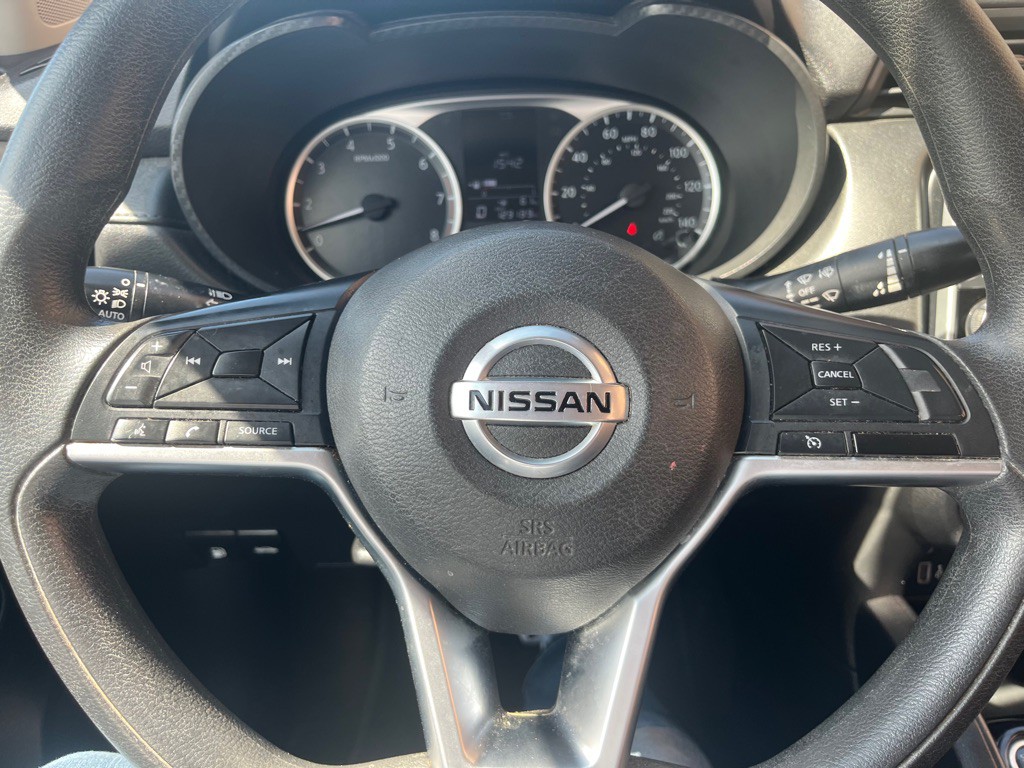 2021 Nissan Versa Image 7