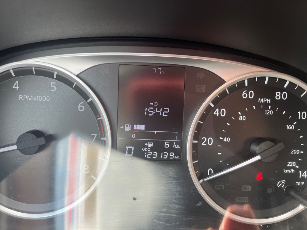 2021 Nissan Versa Image 8