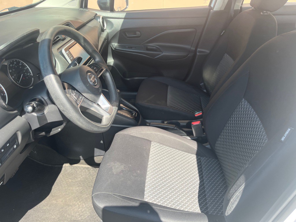 2021 Nissan Versa Image 13
