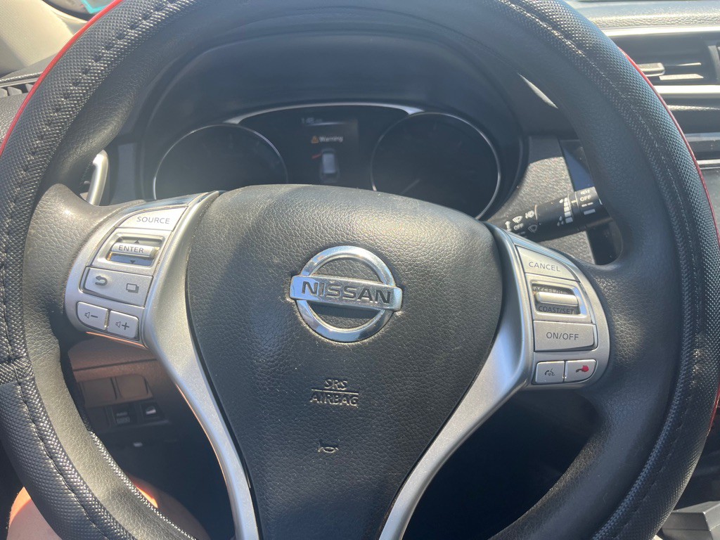 2015 Nissan Rogue Image 6