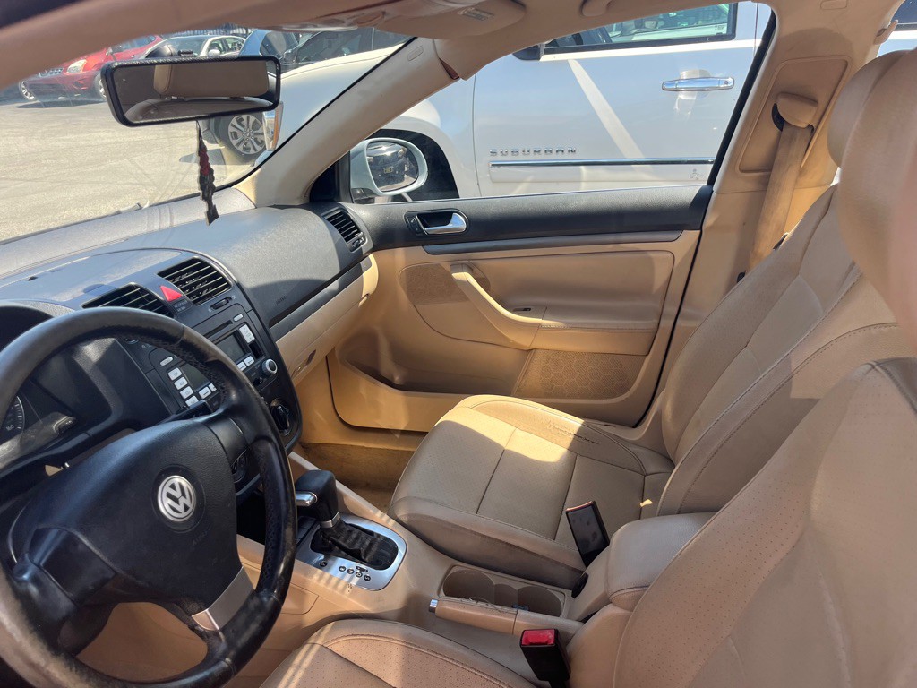 2008 Volkswagen Jetta Image 8