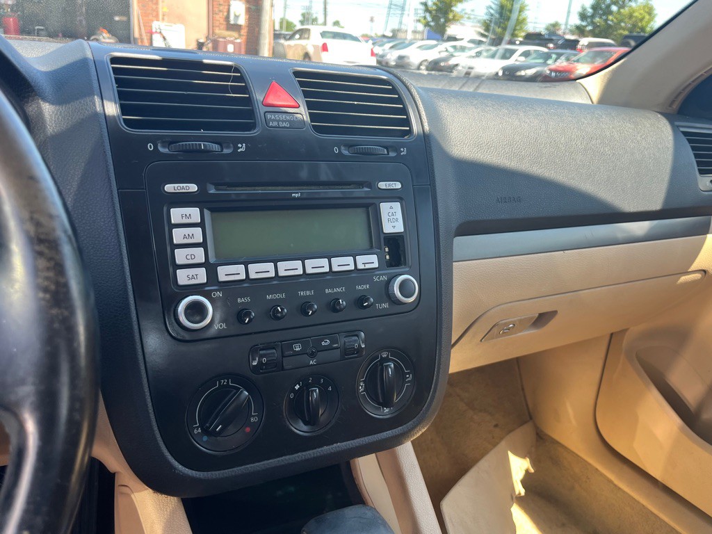 2008 Volkswagen Jetta Image 10