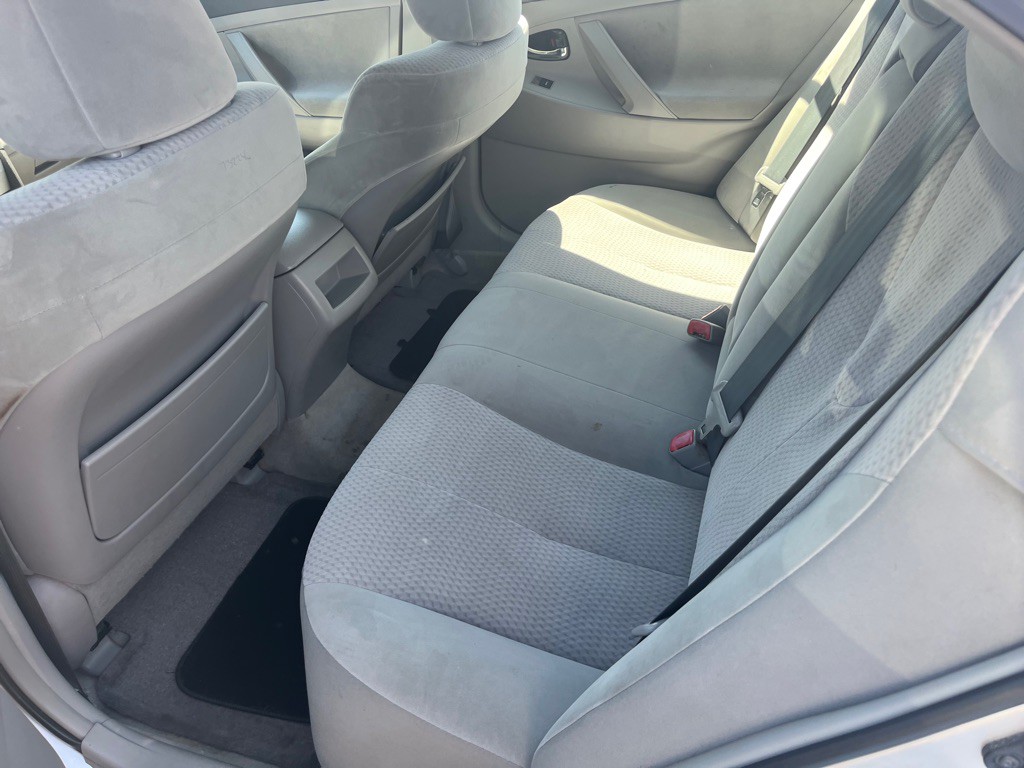 2011 Toyota Camry Image 7