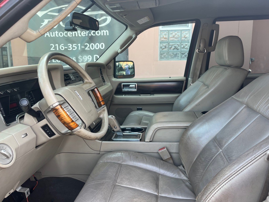 2007 Lincoln Navigator Image 22