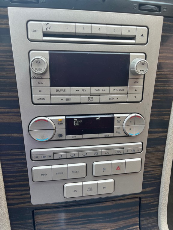 2007 Lincoln Navigator Image 27