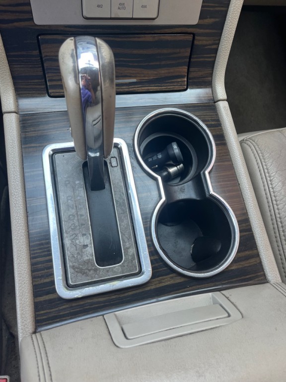 2007 Lincoln Navigator Image 28