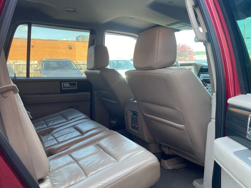 2007 Lincoln Navigator Image 11