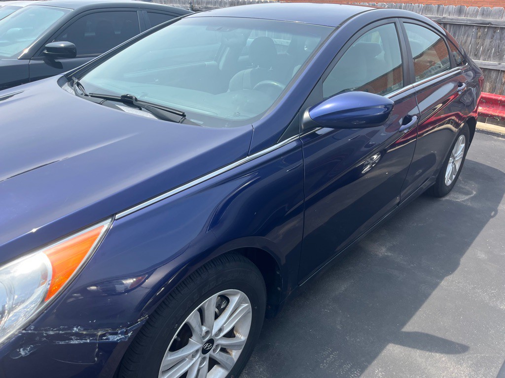 2013 Hyundai Sonata Image 3