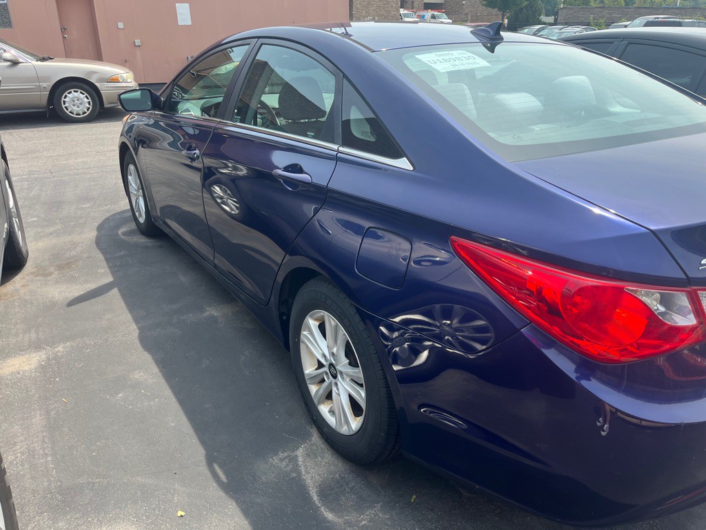 2013 Hyundai Sonata Image 4