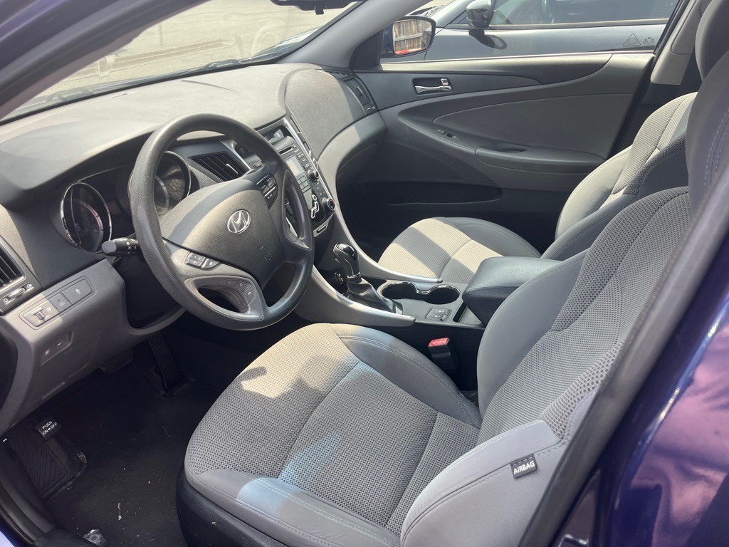 2013 Hyundai Sonata Image 8