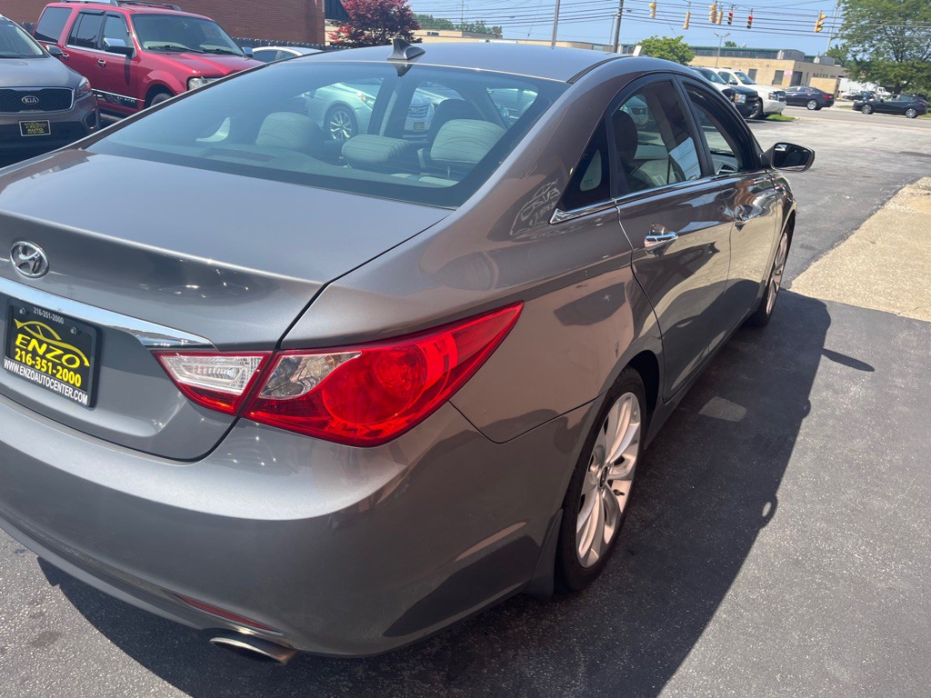 2013 Hyundai Sonata Image 6