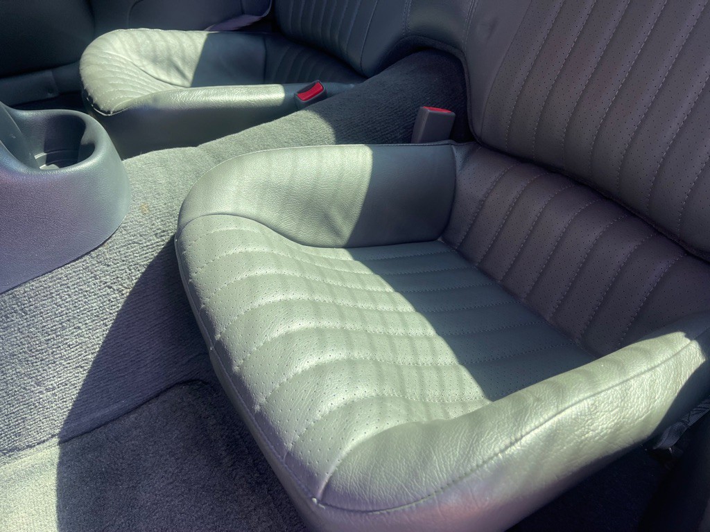 1998 Pontiac Firebird Image 33