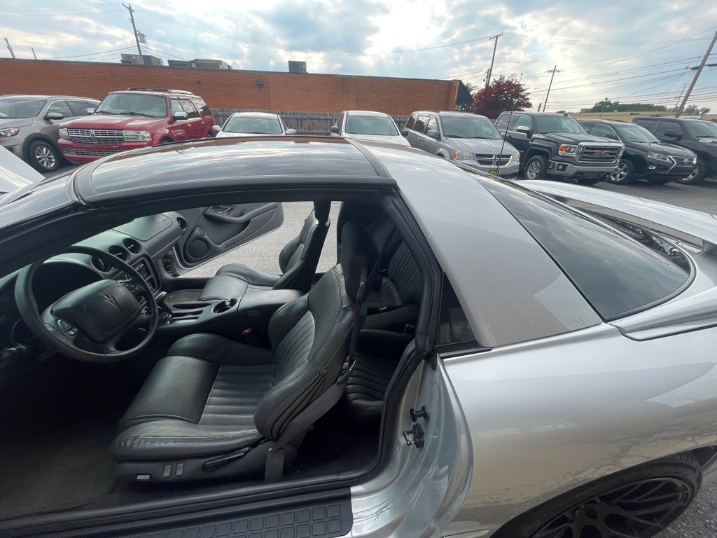 1998 Pontiac Firebird Image 20