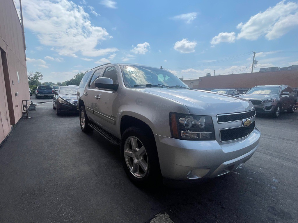 2014 Chevrolet Tahoe Image 4