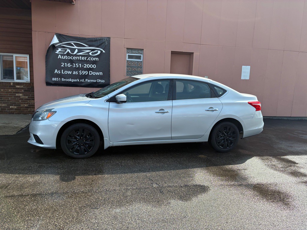 2017 Nissan Sentra Image 13