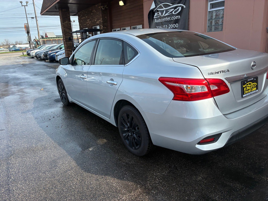 2017 Nissan Sentra Image 21