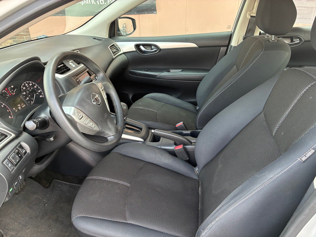 2017 Nissan Sentra Image 23