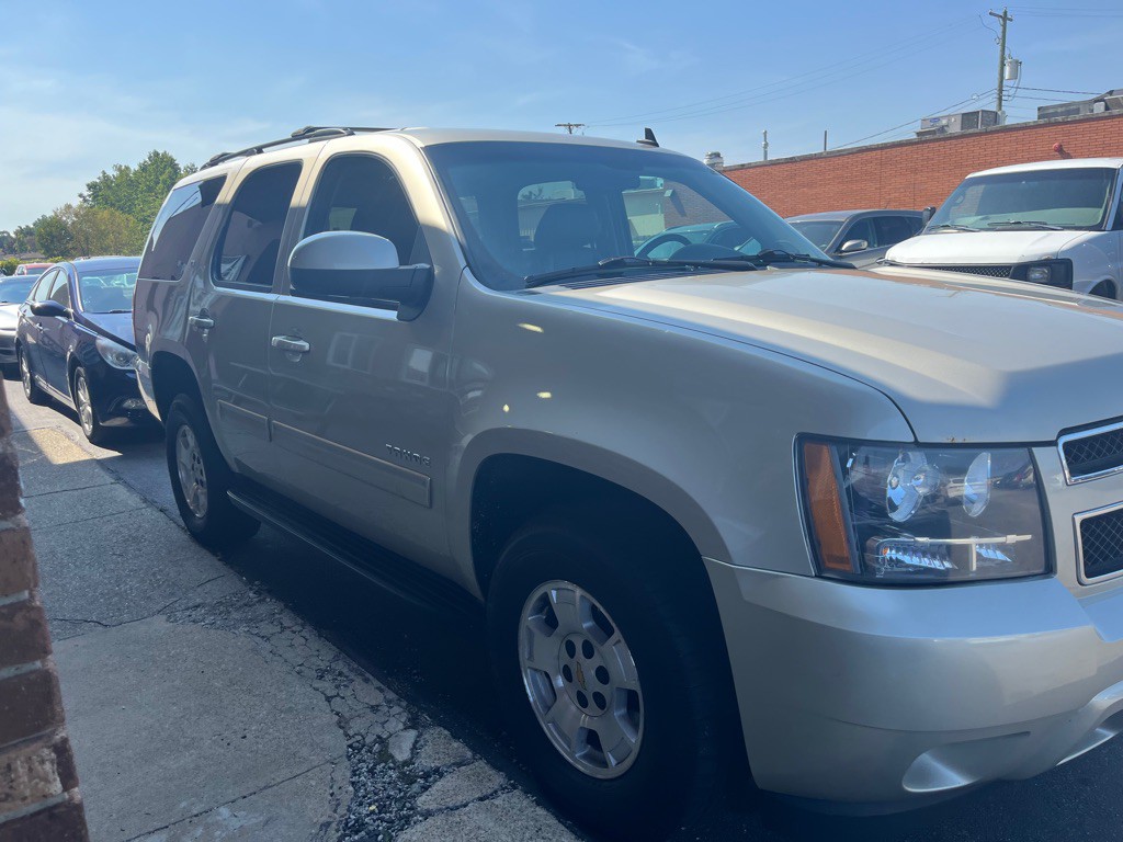 2013 Chevrolet Tahoe Image 8
