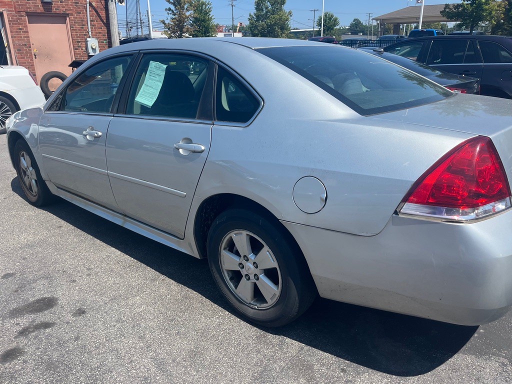 2011 Chevrolet Impala Image 5