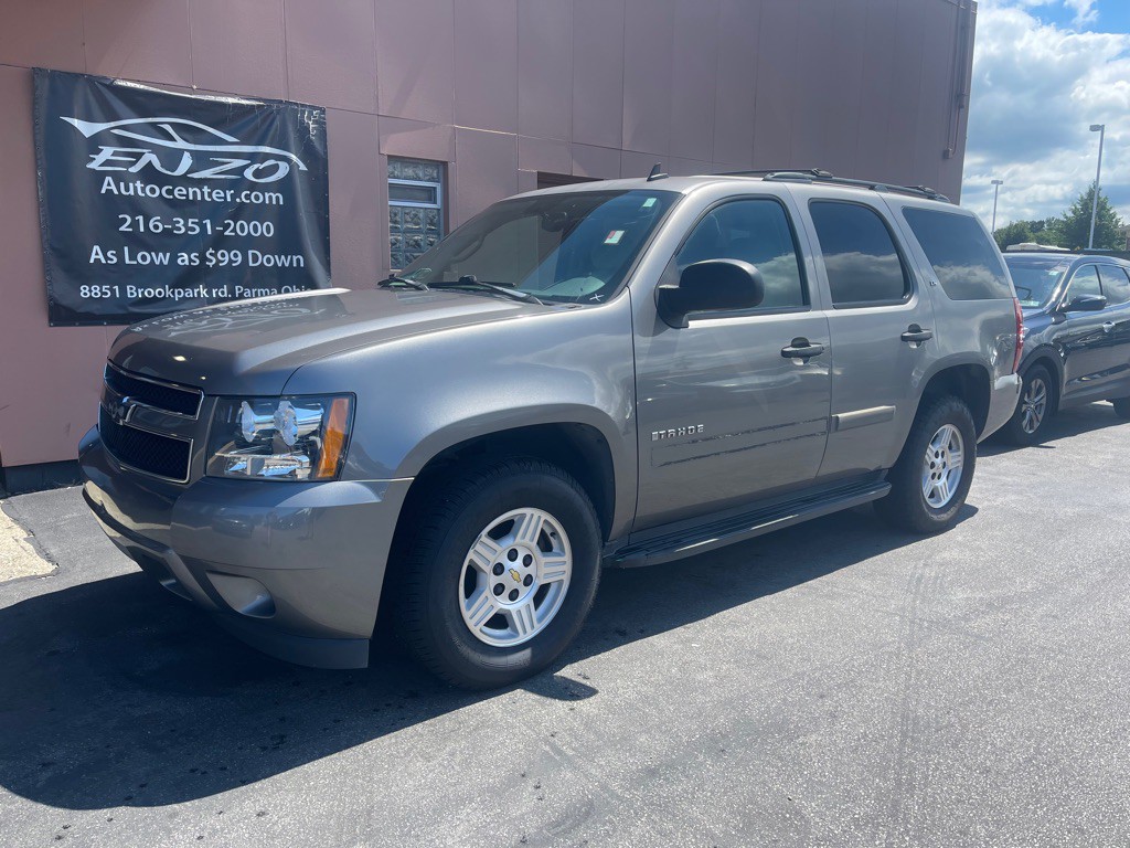 2008 Chevrolet Tahoe Image 2