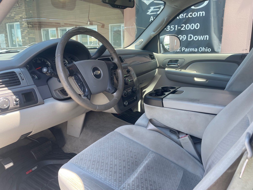 2008 Chevrolet Tahoe Image 13