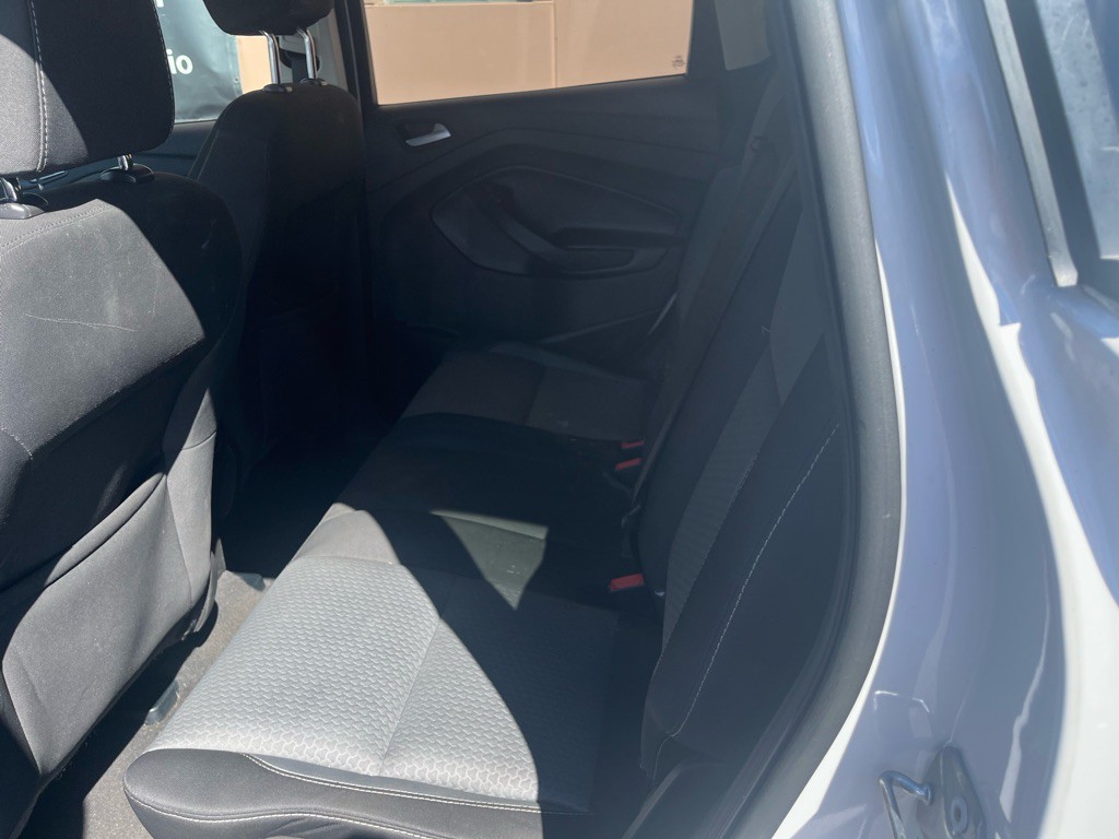 2017 Ford Escape Image 10
