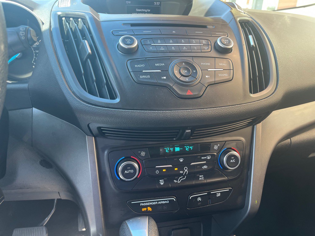 2017 Ford Escape Image 16