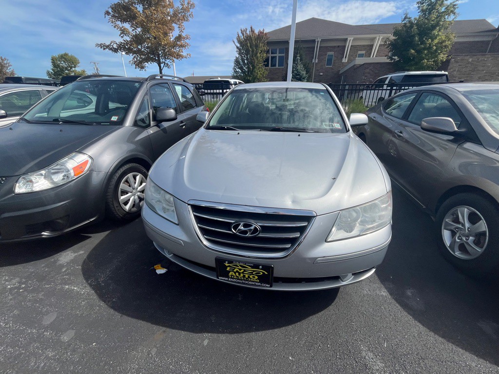 2009 Hyundai Sonata Image 2