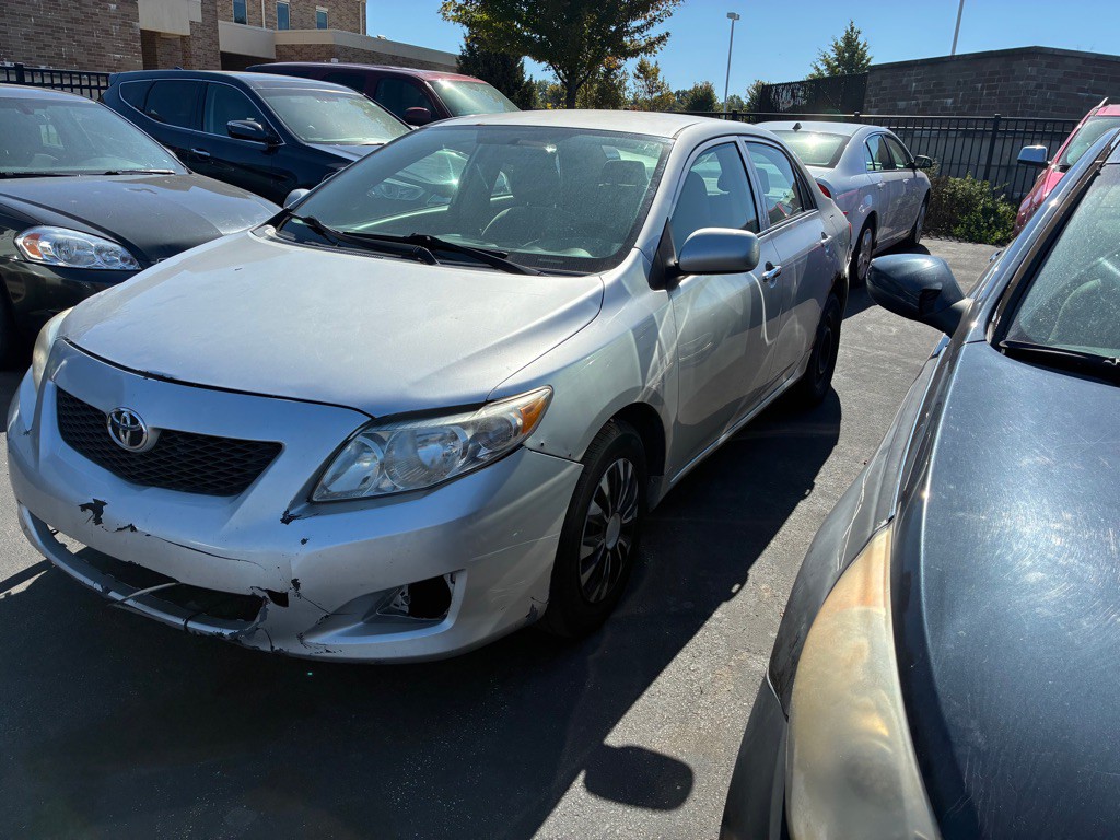 2010 Toyota Corolla Image 2