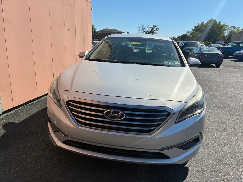 2015 Hyundai Sonata Image 3