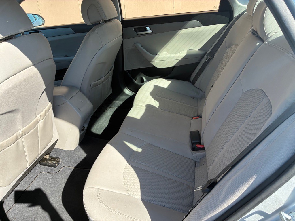 2015 Hyundai Sonata Image 8