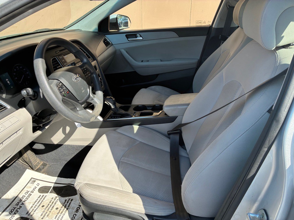 2015 Hyundai Sonata Image 9