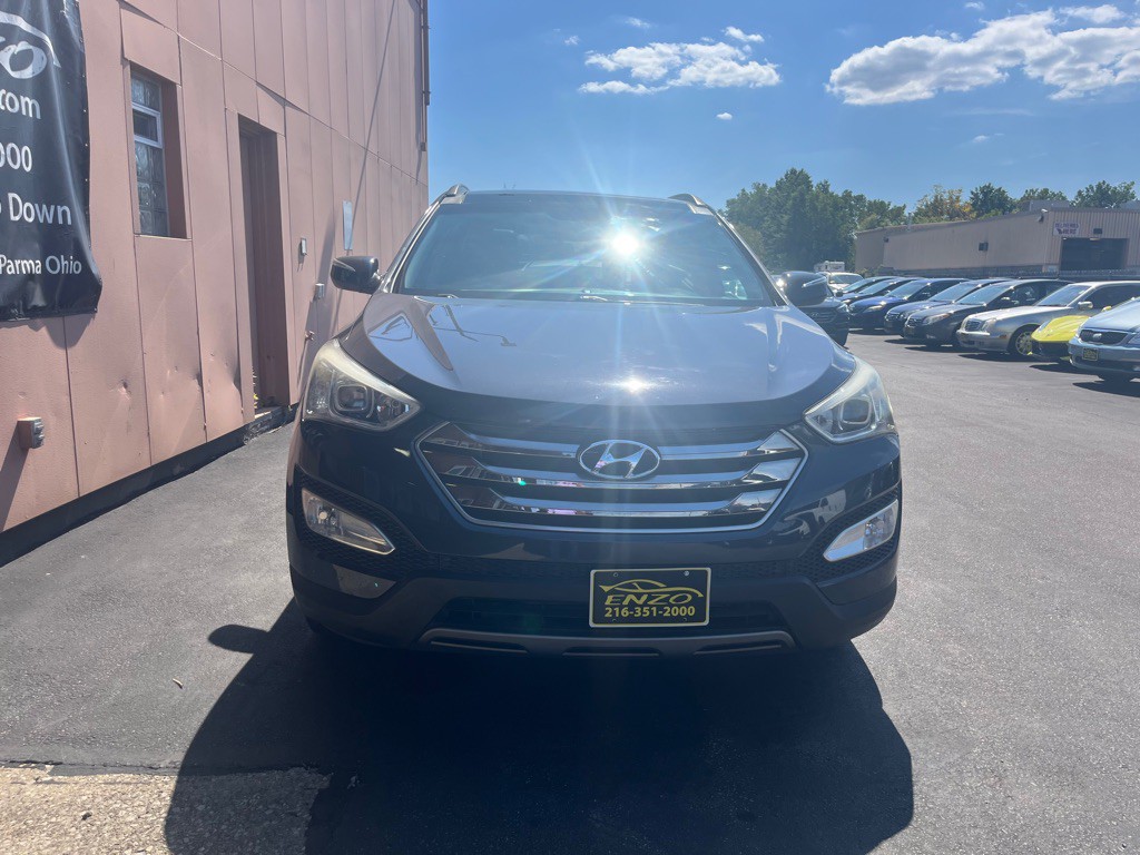 2015 Hyundai Santa Fe Sport Image 2