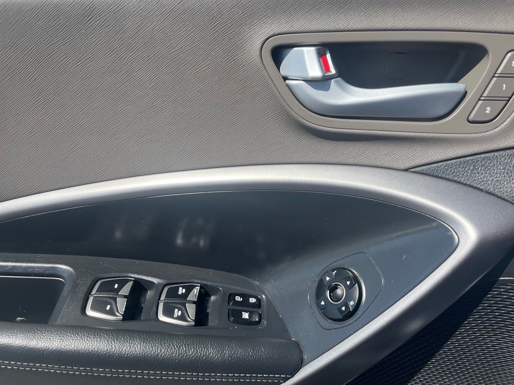 2015 Hyundai Santa Fe Sport Image 16