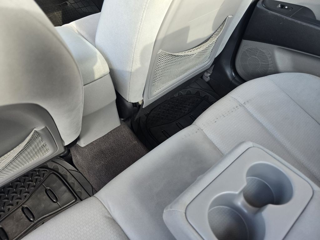 2009 Hyundai Elantra Image 17