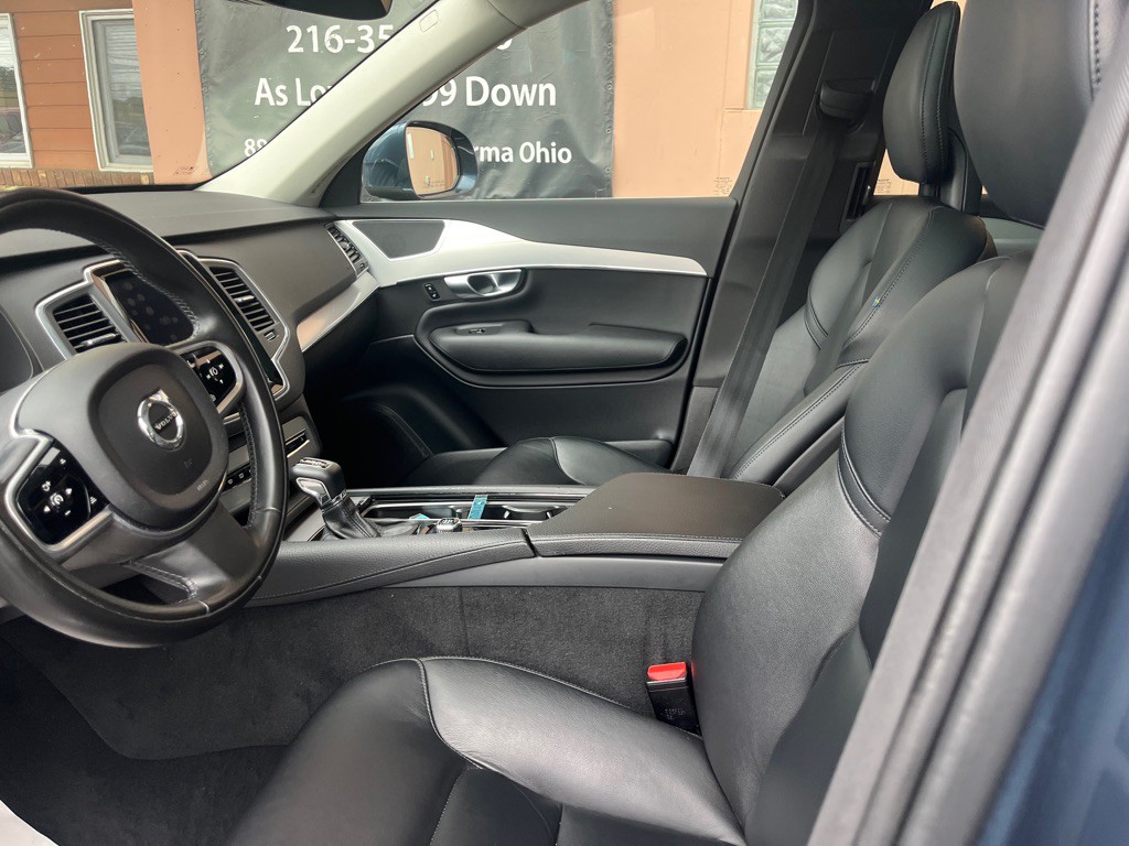 2018 Volvo XC90 Image 12