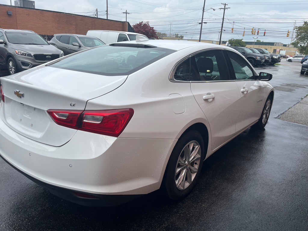 2024 Chevrolet Malibu Image 8