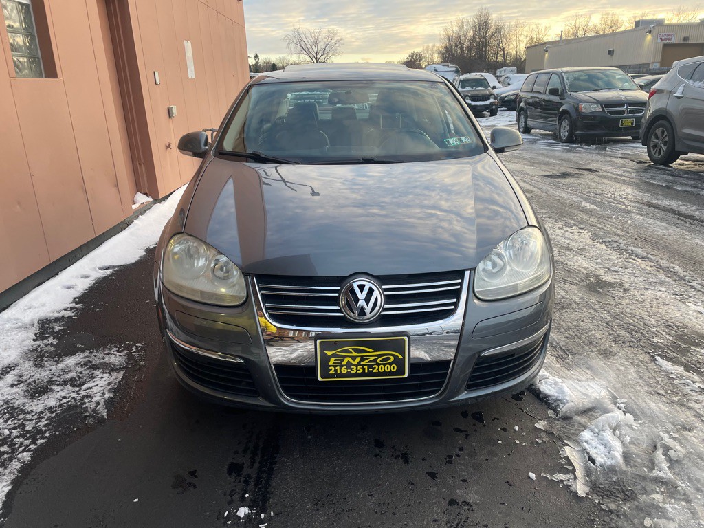 2008 Volkswagen Jetta Image 2