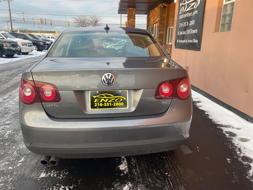 2008 Volkswagen Jetta Image 8