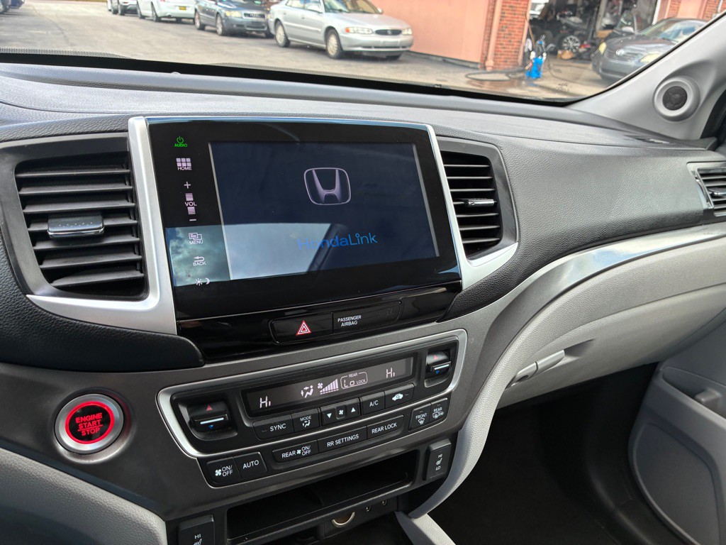 2016 Honda Pilot Image 15