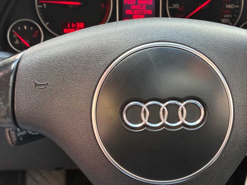 2005 Audi A4 Image 9