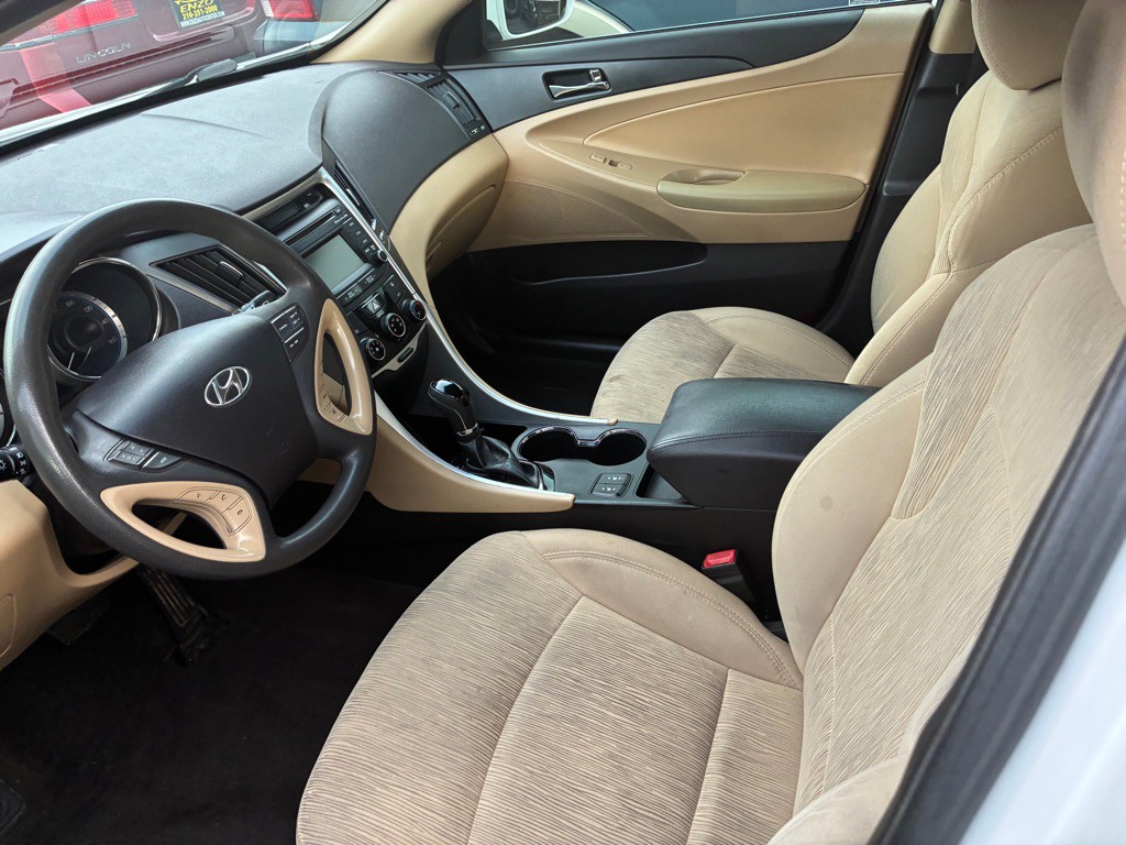 2014 Hyundai Sonata Image 7