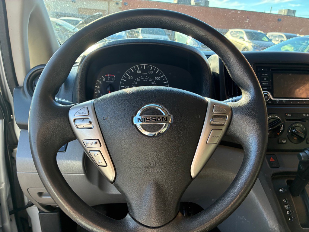 2018 Nissan NV200 Image 10