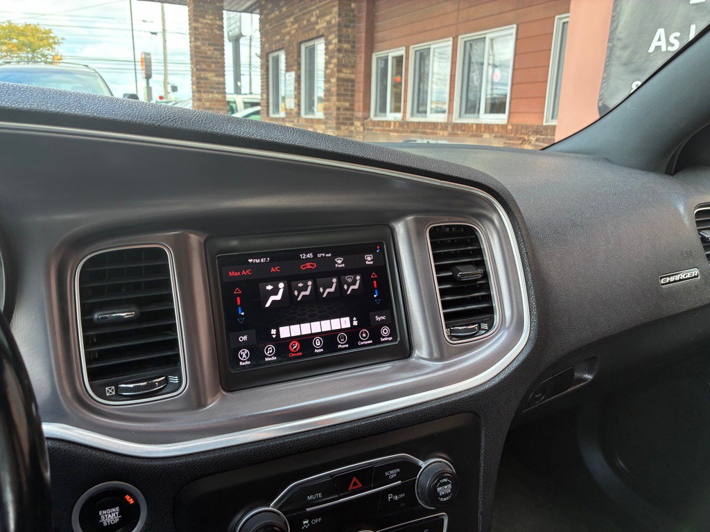 2019 Dodge Charger Image 17