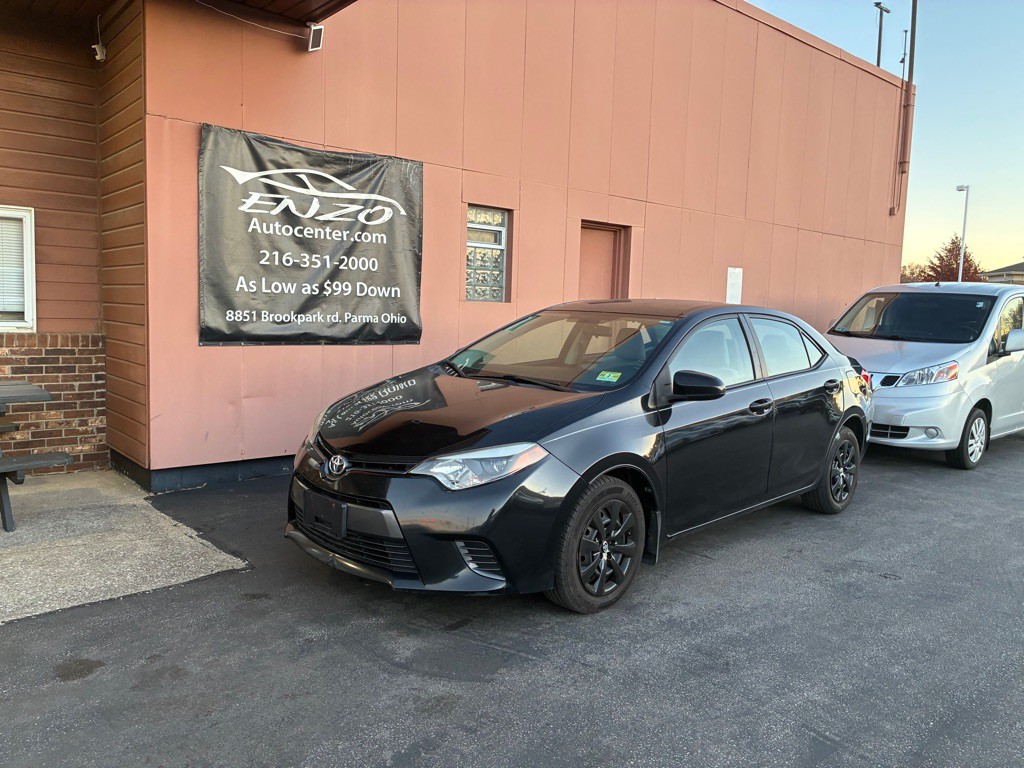2016 Toyota Corolla Image 1