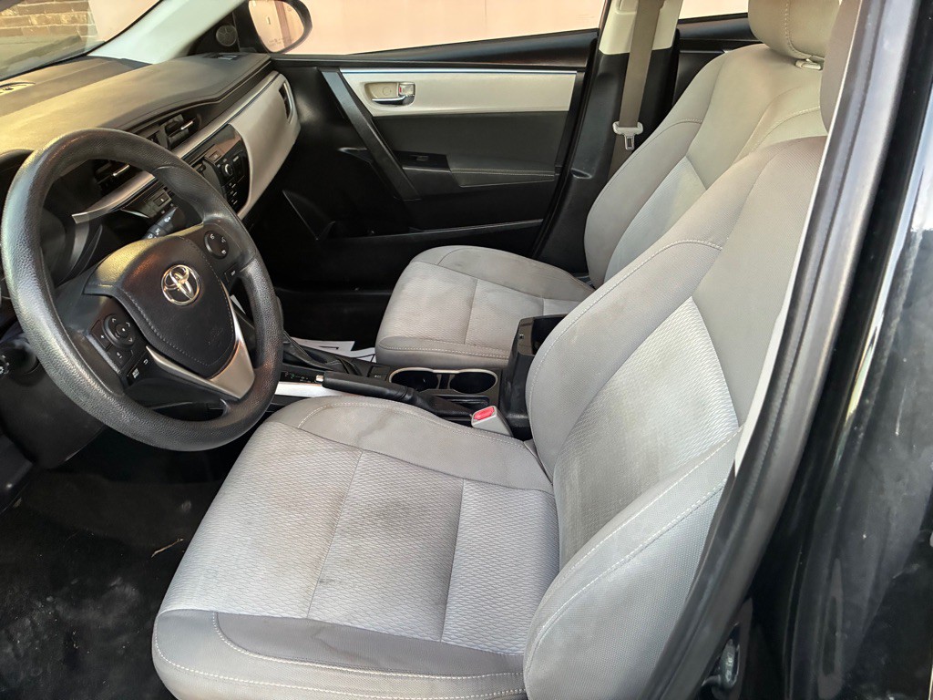 2016 Toyota Corolla Image 8