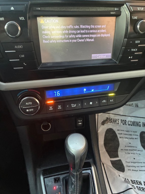 2016 Toyota Corolla Image 11